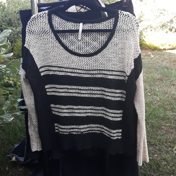 Zynga Open weave sweater cream black stripes M - Picture 1 of 3